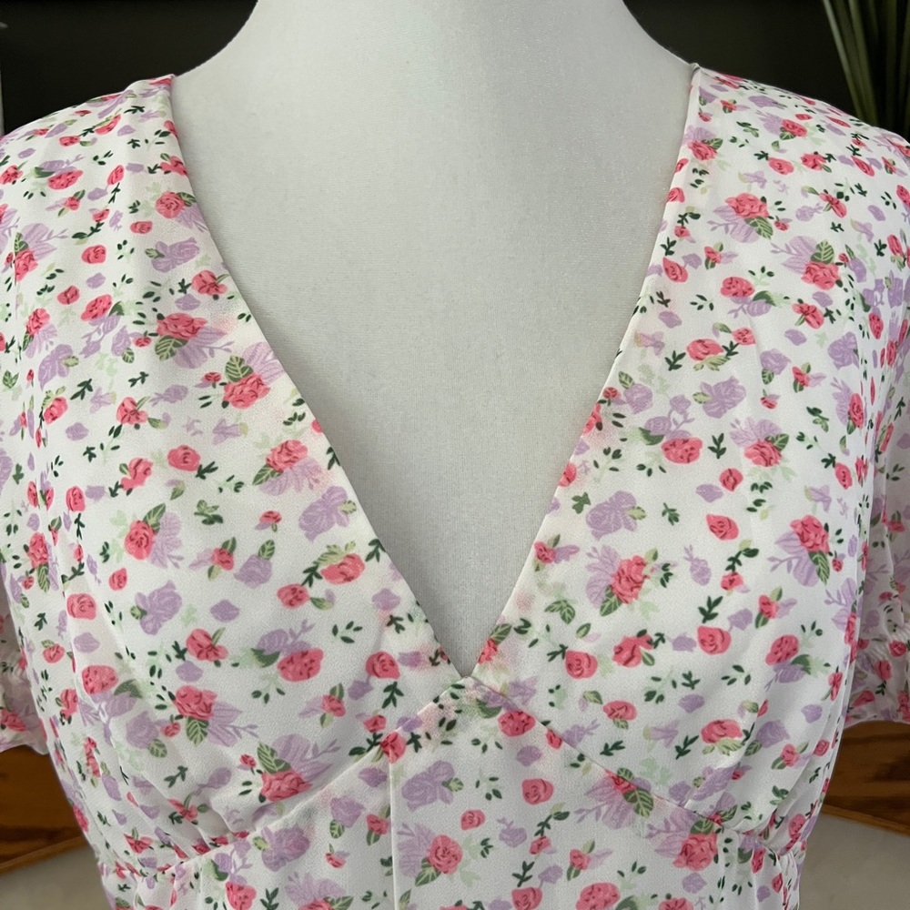 Pink Lily Roadside Market Ruffle Sleeve Floral Dress Sz. M NWOT - Picture 5 of 14